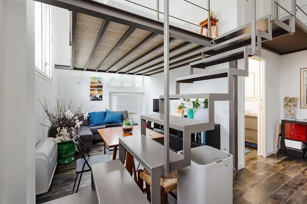 Navigli Luxury Loft - Apartment In Milano 0*, Milan