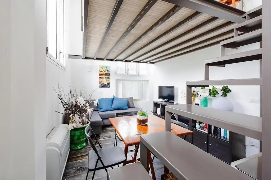 Navigli Luxury Loft - Apartment In Milano