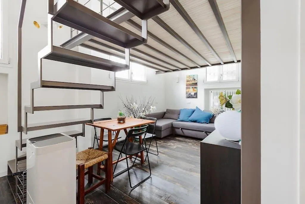 Navigli Luxury Loft - Apartment In Milano  Milan